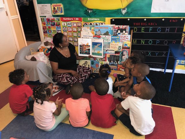 Reading Heroes | Children's Literacy Volunteers | Read Charlotte